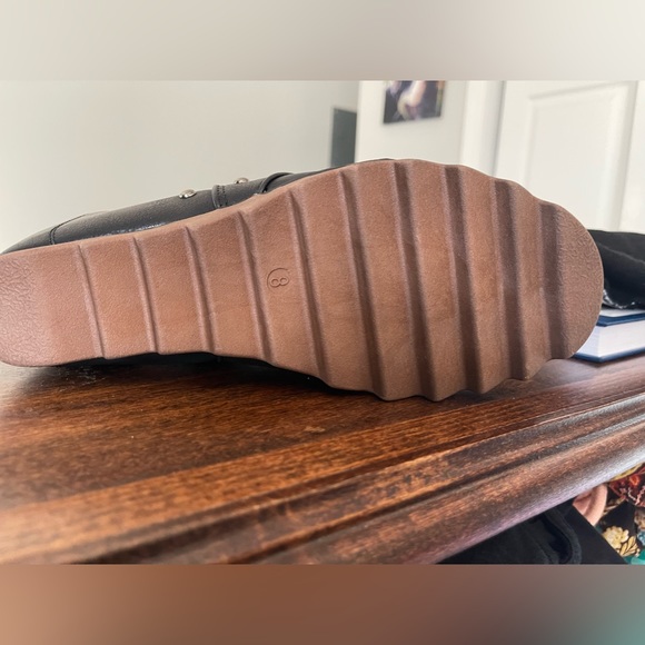 NWOT never worn black bootie. - Picture 4 of 4